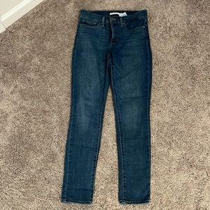 Levi’s 311 shaping skinny jeans